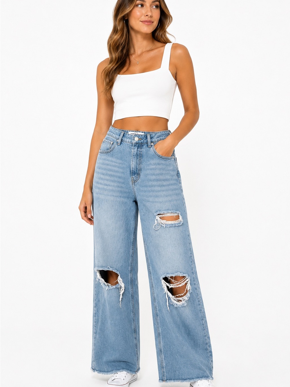 Refuge Super Wide Distressed Jeans Womens 7 Light Wash Raw Hem